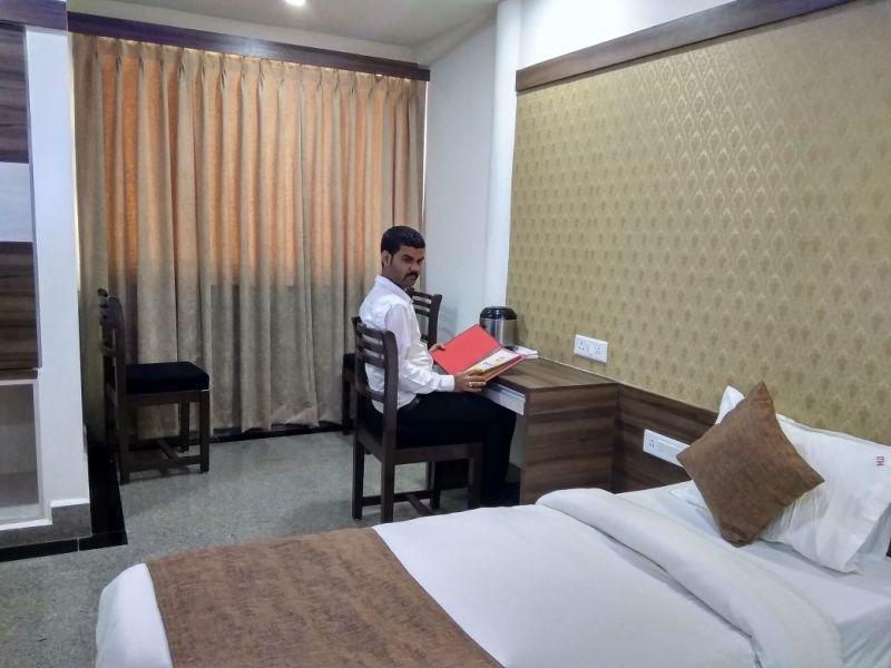 Hotel Samrat Диу Экстерьер фото